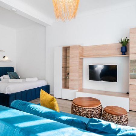 Castel 2 Studio Au Centre Ville De Menton Gare Sncf Екстериор снимка